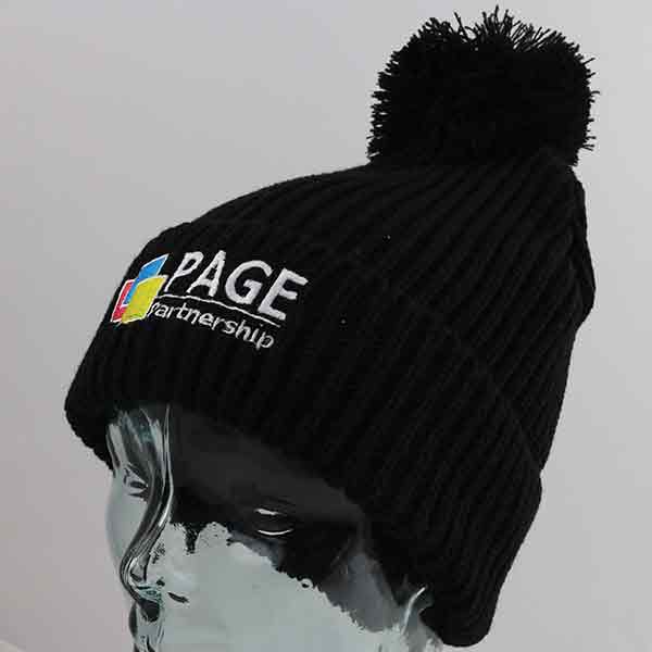 H152 Chunky Bobble Beanie