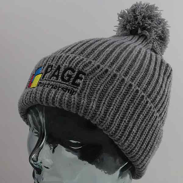 H152 Chunky Bobble Beanie