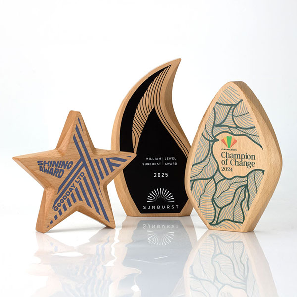 Q096 Solid Beech Faceted Award