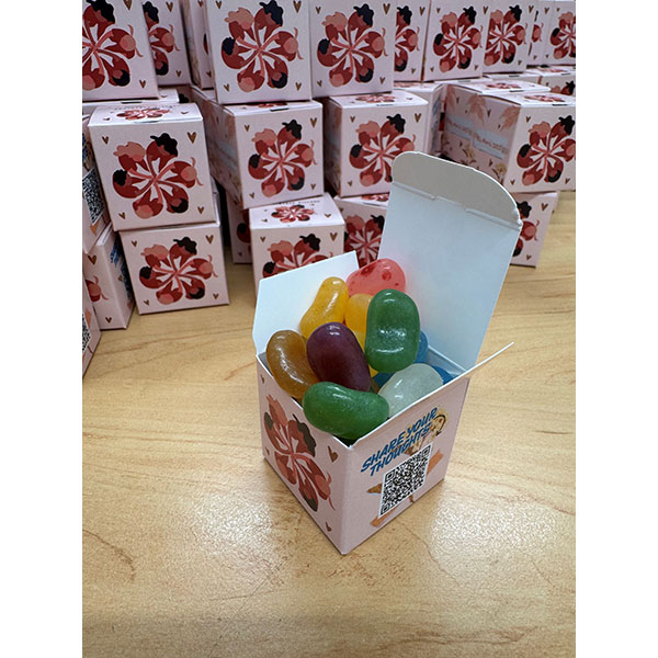 Q061 Cube Boxes