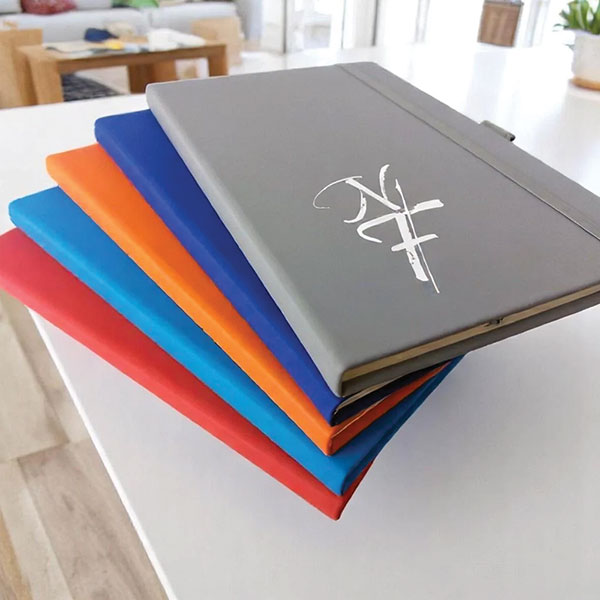 Q132 Ultimate Notebook and Pen Set