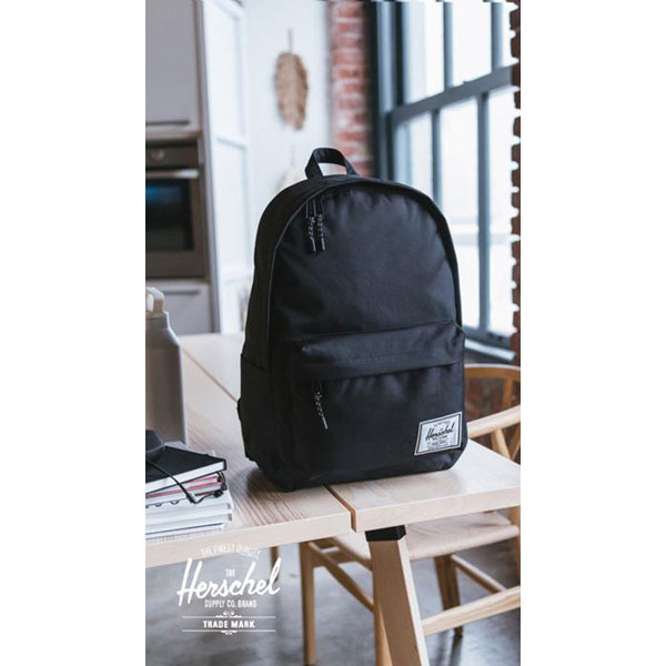 Q037 Herschel Classic Laptop Backpack