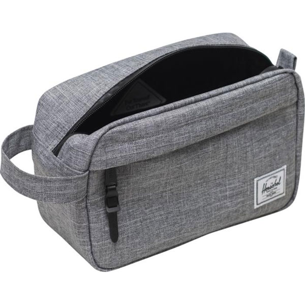 Q037 Herschel Chapter Travel Kit