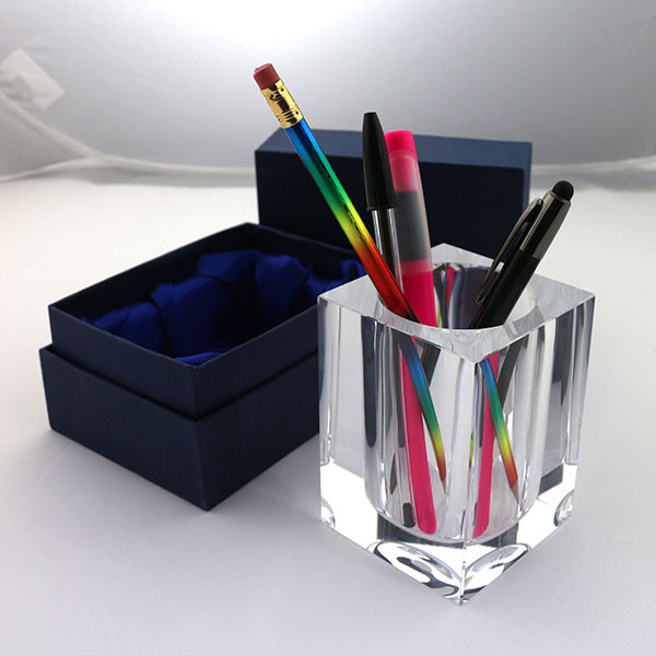 J132 Crystal Square Penholder