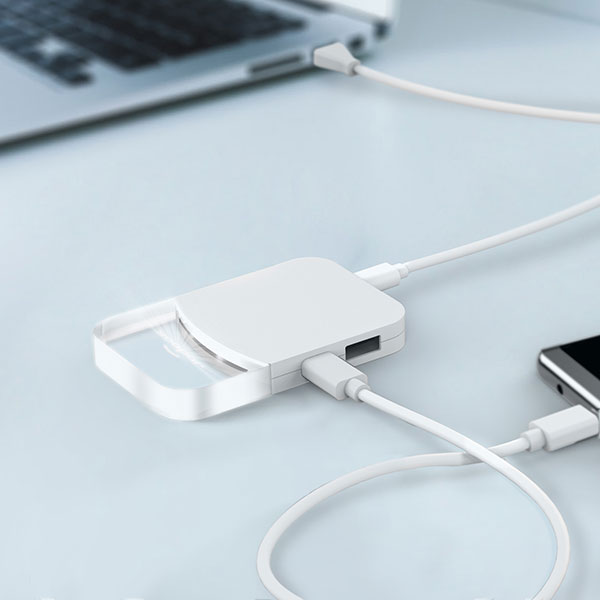 J070 Xoopar iLO USB C Mini Hub