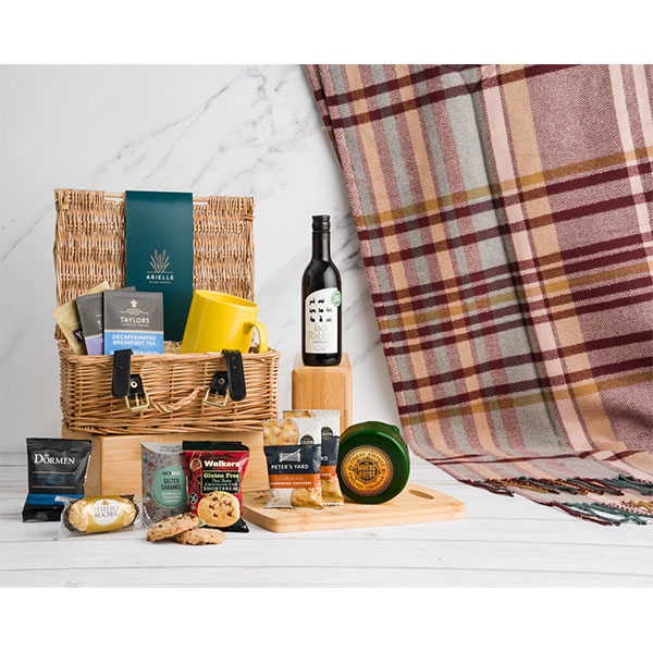 P111 Essential Hamper