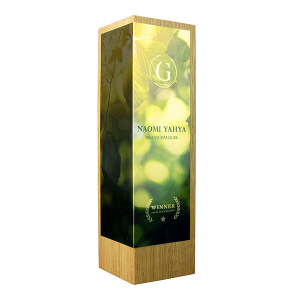 M034 Metal Wrap Oak Column Award
