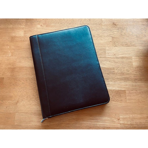 M117 Faux Leather Biodegradable A4 Zipped Conference Folder