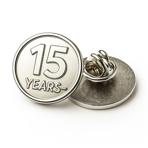 Q075 20mm Metal Relief Nickel Plated Badge