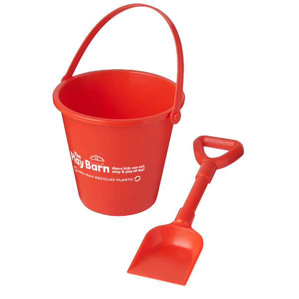 Bucket and spade outlet