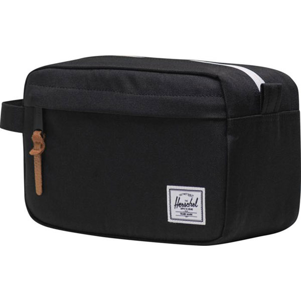 Q037 Herschel Chapter Travel Kit