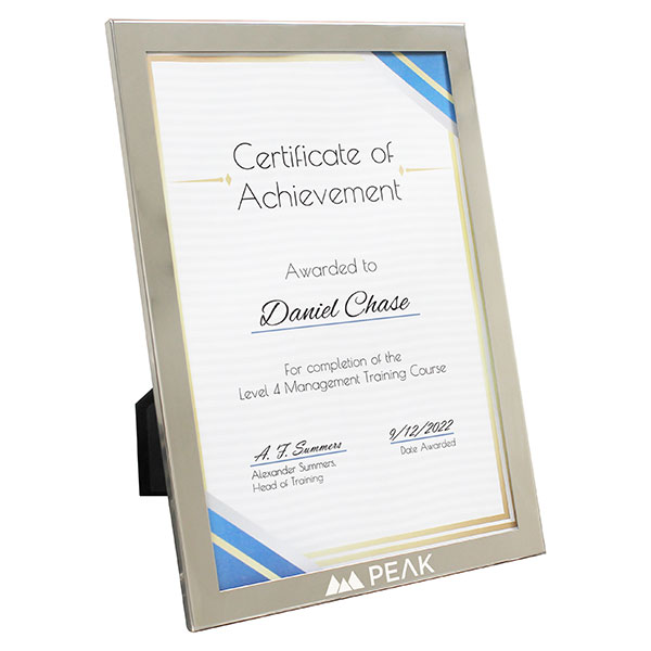 M035 Bravado Bella A4 Certificate Frame