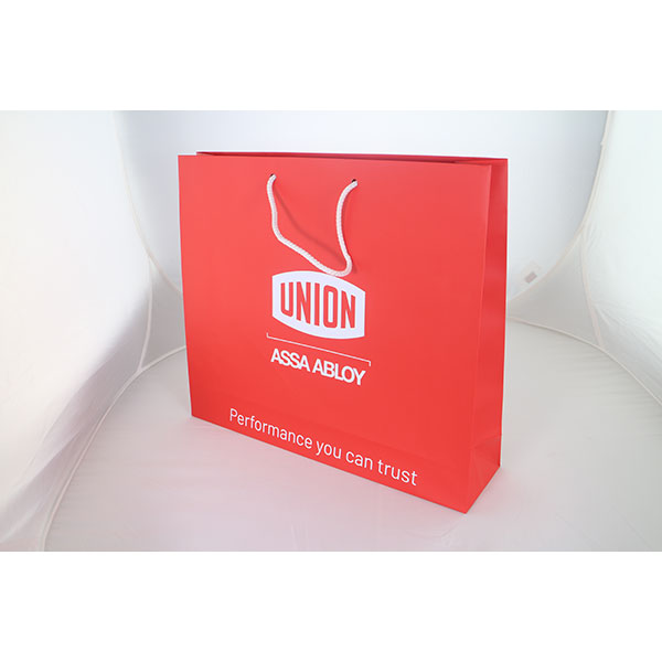 P074 Landscape Laminated Paper Carrier Bag - Large